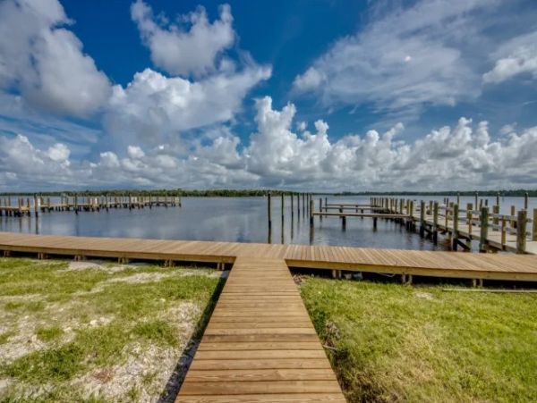 Fort Myers Beach Vacation Rental – Estero Bay Waterfront Condo with Resort Amenities