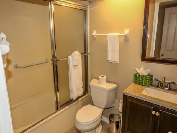 Fort Myers Beach Vacation Rental – Estero Bay Waterfront Condo with Resort Amenities