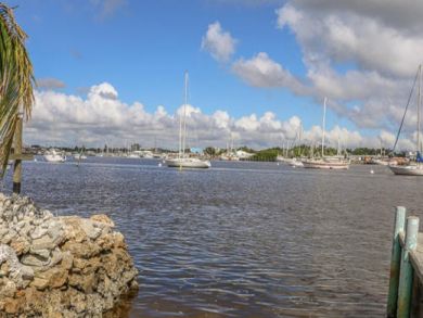 Fort Myers Home 919588