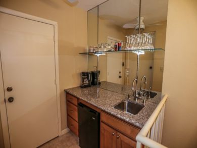 Fort Myers Condo 919621 Fort Myers Condo 919621