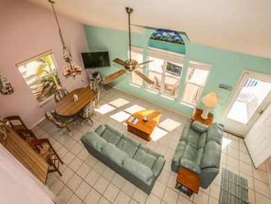 Fort Myers Home 919633