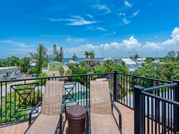 Holmes Beach Vacation Rental Pool Home Steps to Beach