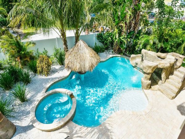 Holmes Beach Vacation Rental Pool Home Steps to Beach