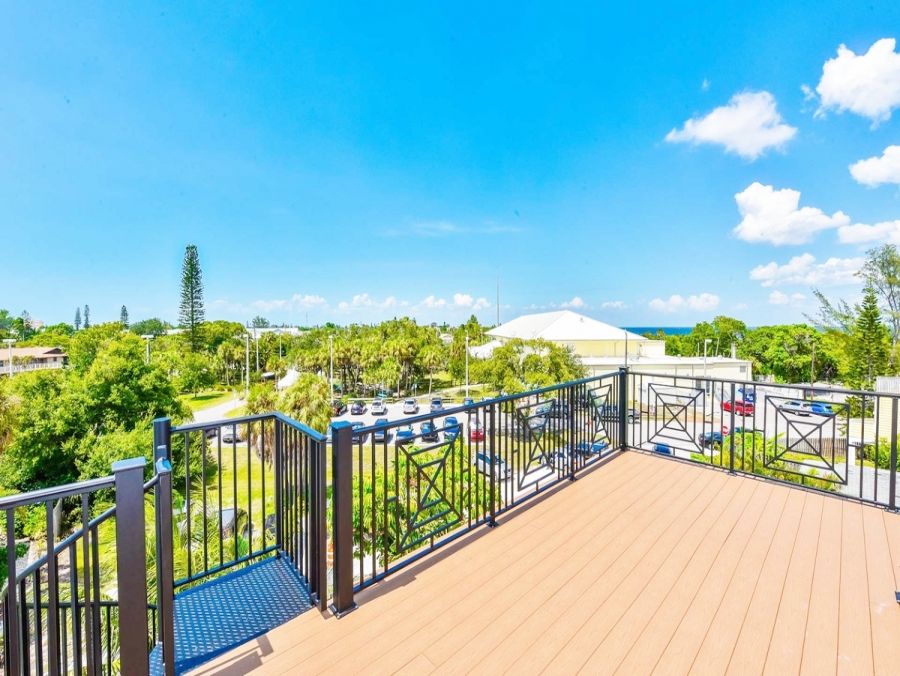 Holmes Beach Vacation Rental Pool Home Steps to Beach