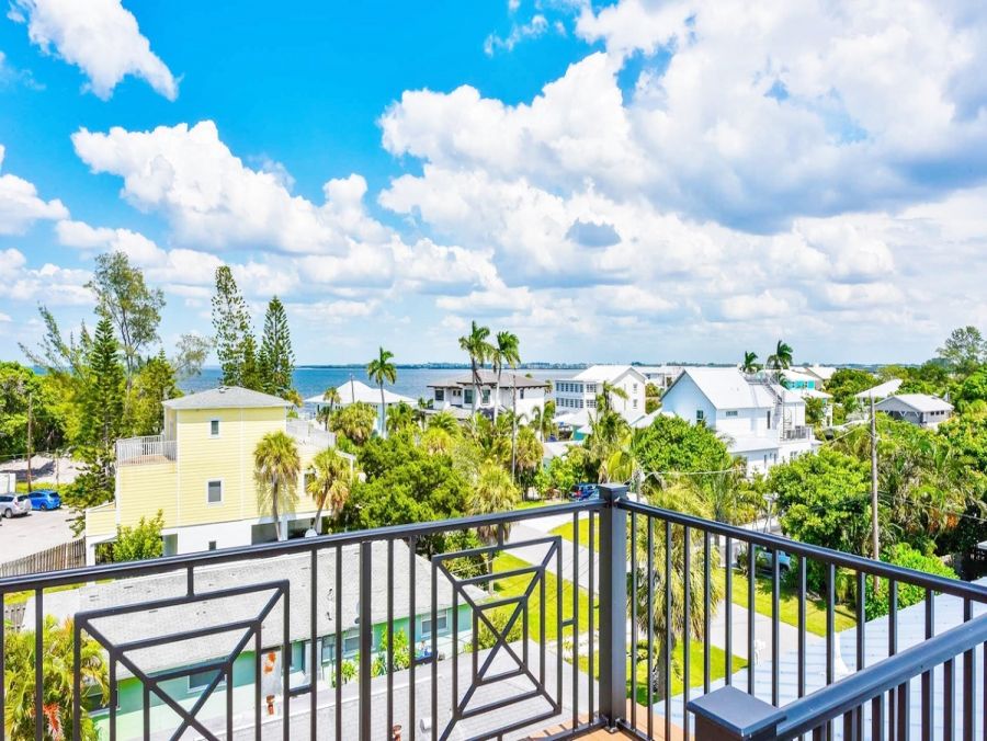 Holmes Beach Vacation Rental Pool Home Steps to Beach