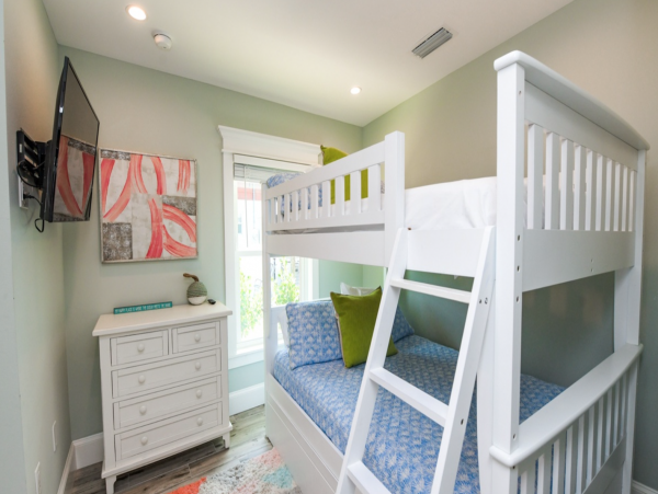 Holmes Beach Fabulous Four Bedroom Home Sleeps 10