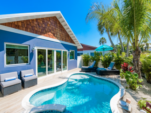 Holmes Beach Fabulous Four Bedroom Home Sleeps 10