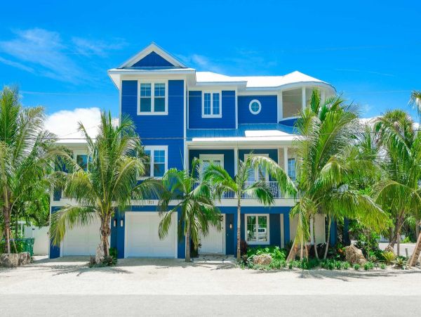 Anna Maria Island 5 Bedroom Luxury Pool Vacation Home