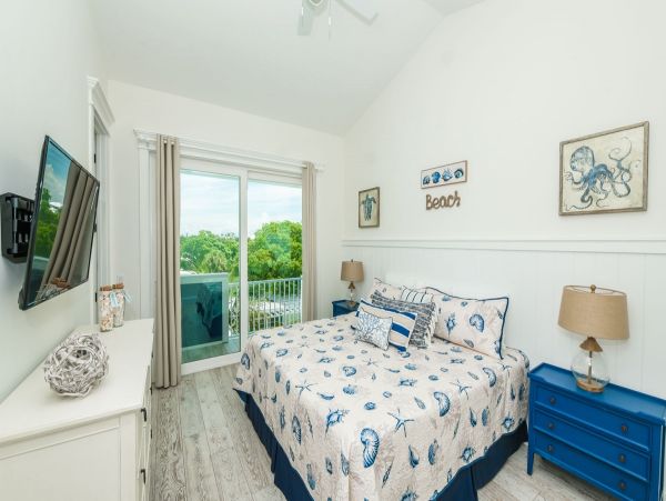 Anna Maria Island 5 Bedroom Luxury Pool Vacation Home