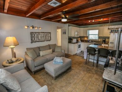 Old Florida Rental in Gulf Island Manor Subdivision