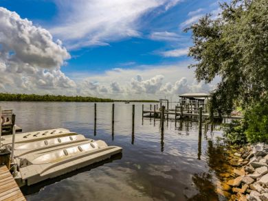 Old Florida Rental in Gulf Island Manor Subdivision