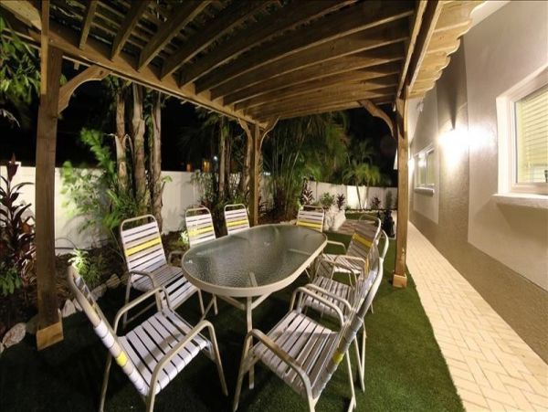 Four Bedroom Vacation Rental Home with Private Pool in Holmes Beach