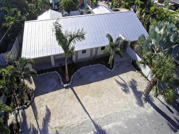 Four Bedroom Vacation Rental Home with Private Pool in Holmes Beach