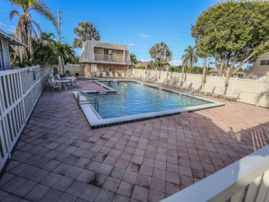 Beachfront Fort Myers 3 Bedroom Vacation Condo Sleeps Six
