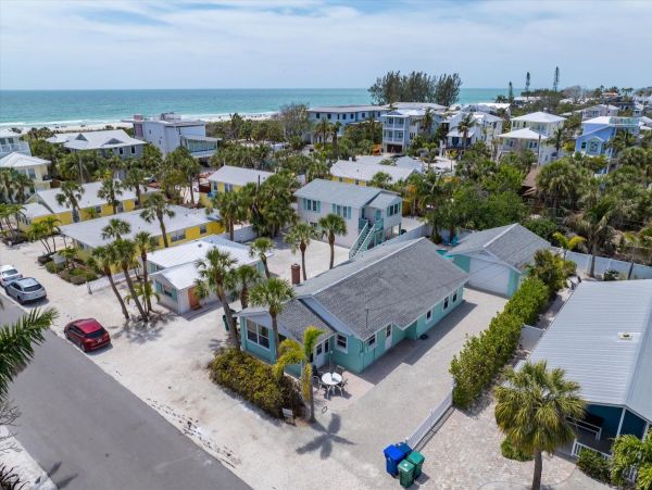 Anna Maria Island Holmes Beach Home 919735