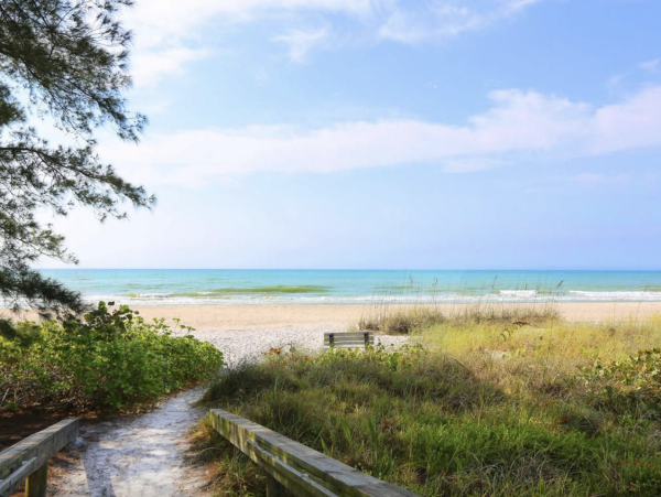North Anna Maria island No Main Road to Cross to Beach