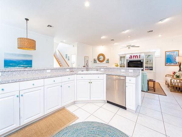 Pet Friendly Anna Maria Vacation Pool Home Sleeps 8 Guests, two blocks from the beach!