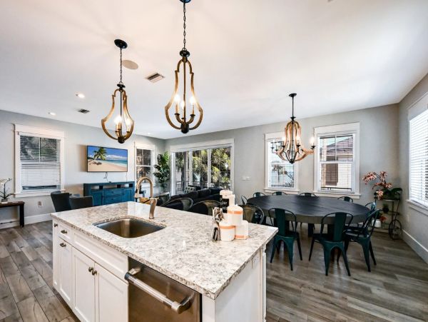 Luxury Anna Maria Island Vacation Rental - Florida Gulf Coast Bayfront Home