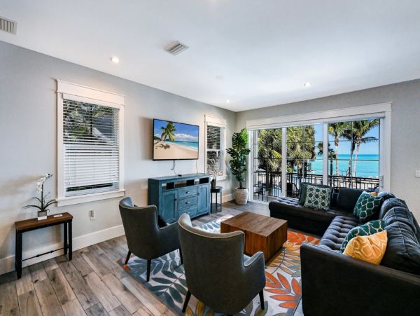 Luxury Anna Maria Island Vacation Rental - Florida Gulf Coast Bayfront Home