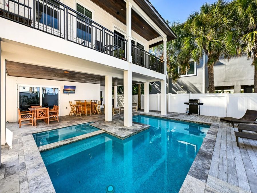 Luxury Anna Maria Island Vacation Rental - Florida Gulf Coast Bayfront Home