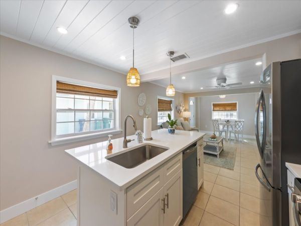 A Charming North Anna Maria Island Beach Cottage