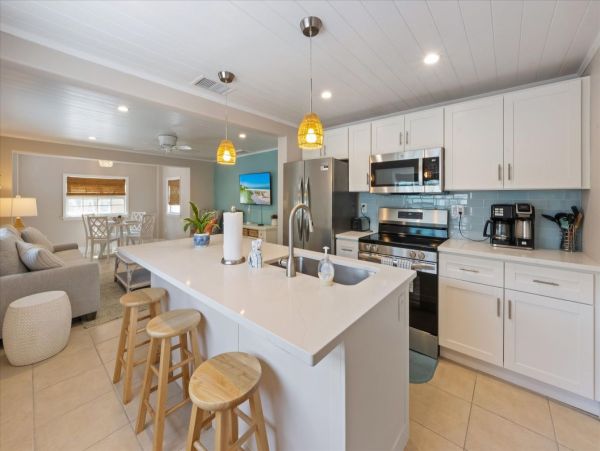 A Charming North Anna Maria Island Beach Cottage