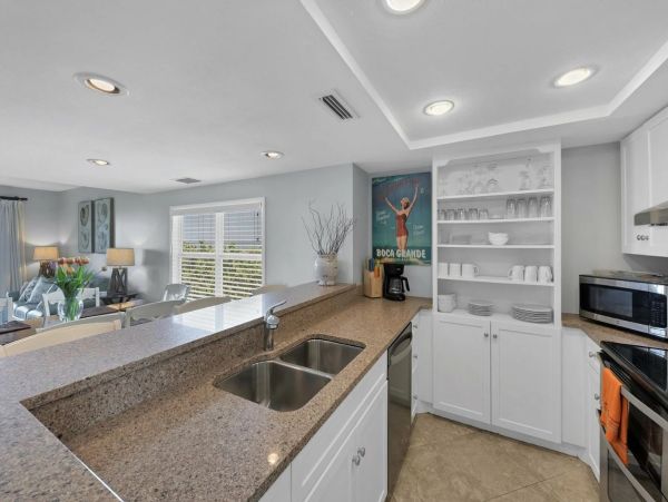A Rare End Unit Beachfront Two Bedroom Condo Boca Grande