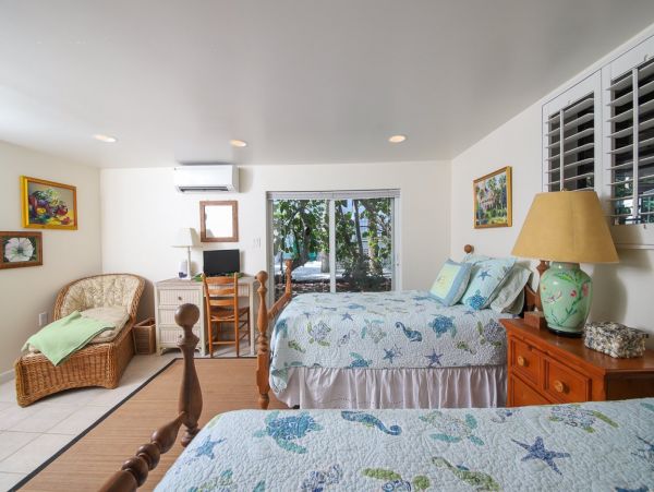Boca Grande 4 Bedroom Pool Home Sleeps 8 Walk to Beach
