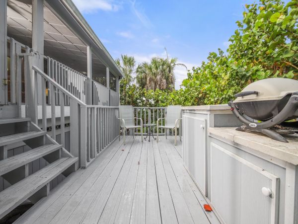 Boca Grande 4 Bedroom Pool Home Sleeps 8 Walk to Beach