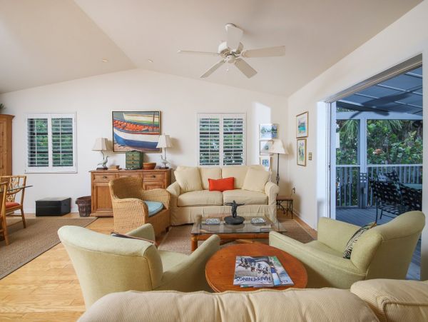 Boca Grande 4 Bedroom Pool Home Sleeps 8 Walk to Beach
