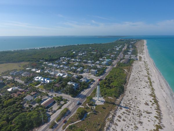 Boca Grande Single Family Home minutes from the Beach!