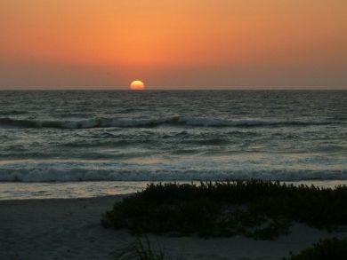 Charming Vacation Rental on Longboat Key. Call Today.