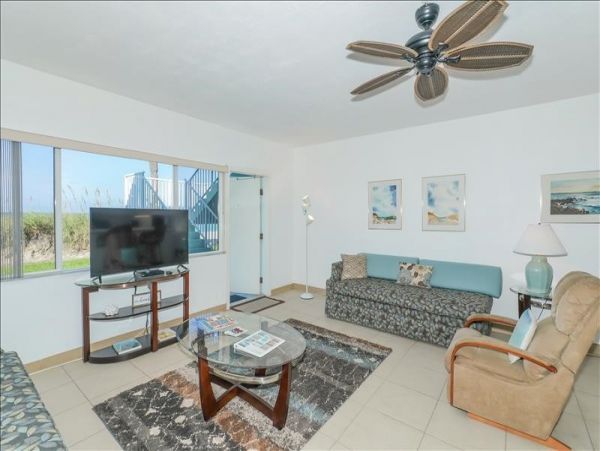 Longboat Key 1 Bedroom Condo Located on the Beach