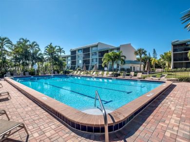 Sanibel Island Two Bedroom Vacation Condo Beachfront