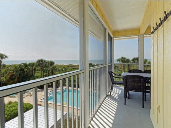 Sanibel 3 Bedroom Condo Sleeps 6 Partial Gulf View & Pool