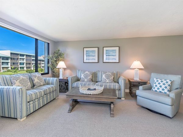 Beautiful On Beach Sanibel Vacation Condo Two Bedroom