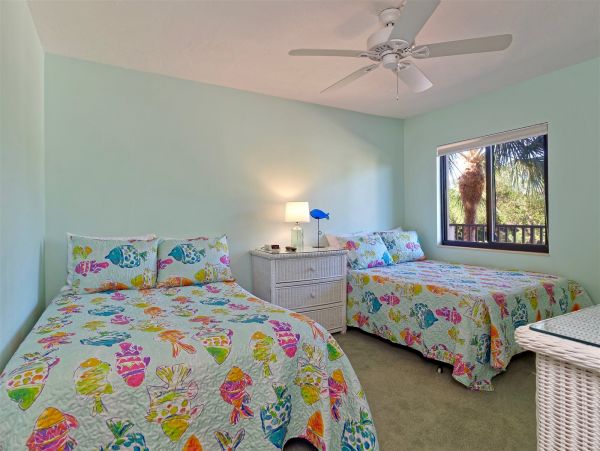 Beachfront Two Bedroom Vacation Condo in Sanibel