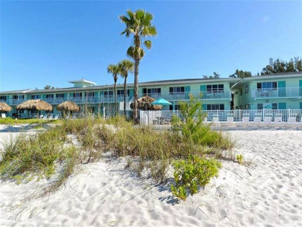 On Beach Longboat Key Vacation Condo One Bedroom