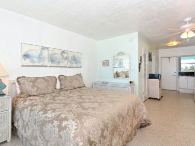 Longboat Key Vacation Beach Front Studio