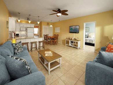 2 Bedroom Vacation Condo in Longboat Key Located on Beach