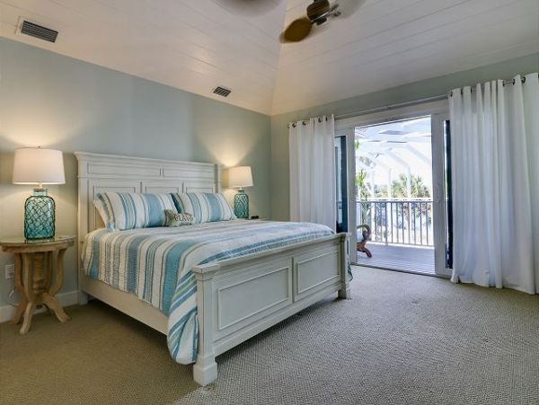Sanibel Vacation Pool Home Three Bedroom Lake Views
