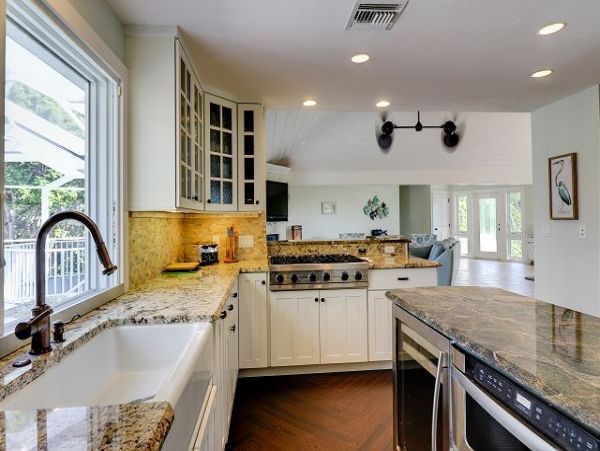 Sanibel Vacation Pool Home Three Bedroom Lake Views