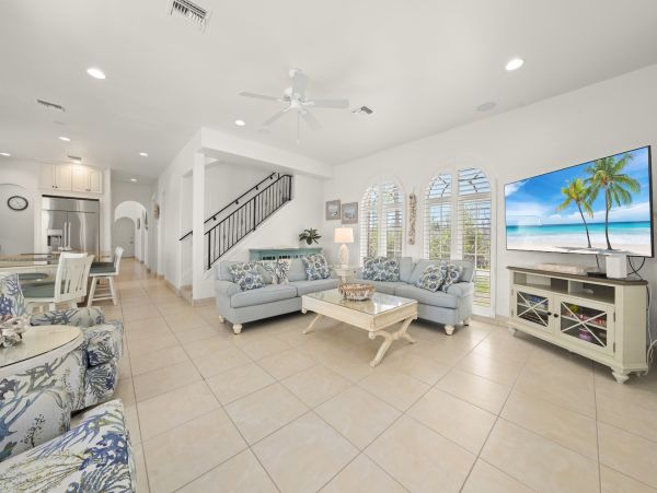 Sanibel Island Vacation Rental | Luxury 4-Bedroom Beach Home with Pool & Lake Views