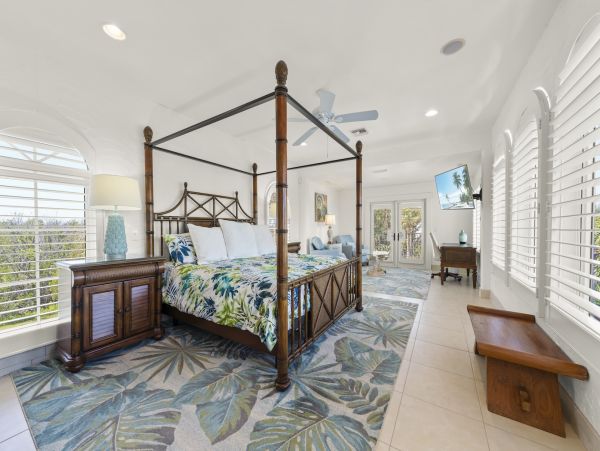 Sanibel Island Vacation Rental | Luxury 4-Bedroom Beach Home with Pool & Lake Views