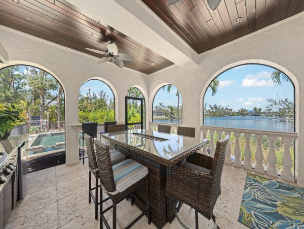 Sanibel Island Vacation Rental | Luxury 4-Bedroom Beach Home with Pool & Lake Views