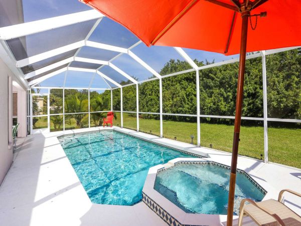 Charming Vacation Home In Bradenton With Pool 6 Guests