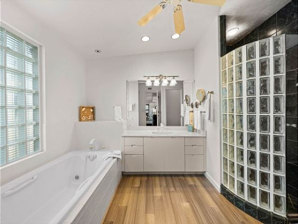 Sanibel Island Luxury Vacation Rental  Gulf Coast Pool Home Near the Beach