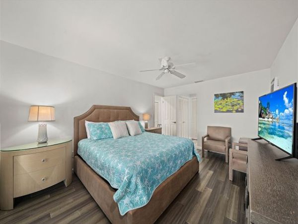 Sanibel Island Luxury Vacation Rental  Gulf Coast Pool Home Near the Beach