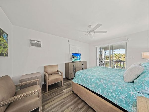 Sanibel Island Luxury Vacation Rental  Gulf Coast Pool Home Near the Beach