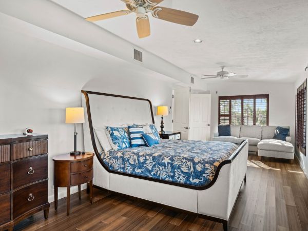 Sanibel Island Luxury Vacation Rental  Gulf Coast Pool Home Near the Beach